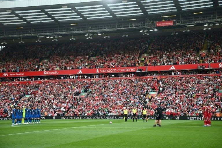 بطولة إنكلترا: ليفربول يكرّم ذكرى جوتا في مباراته الافتتاحية