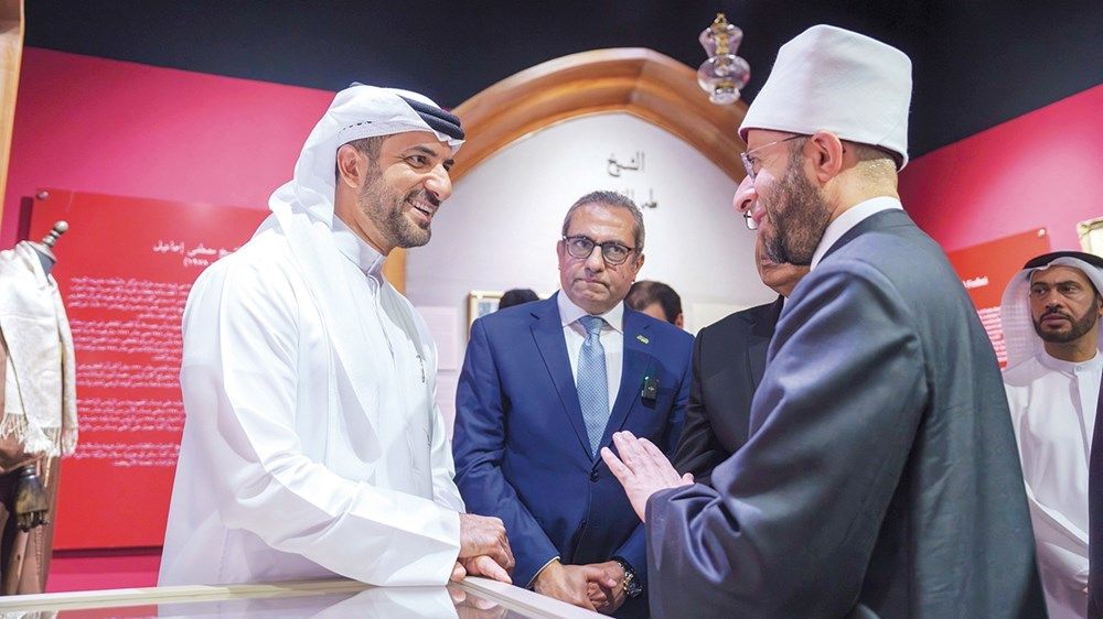 سلطان بن أحمد يبحث مع وزير العدل المصري توطيد التعاون القضائي