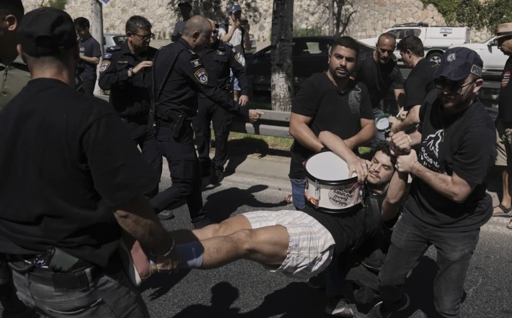 لبنان وغزة .. تحركات لوقف النار وضغوط داخلية لردع قوات الاحتلال