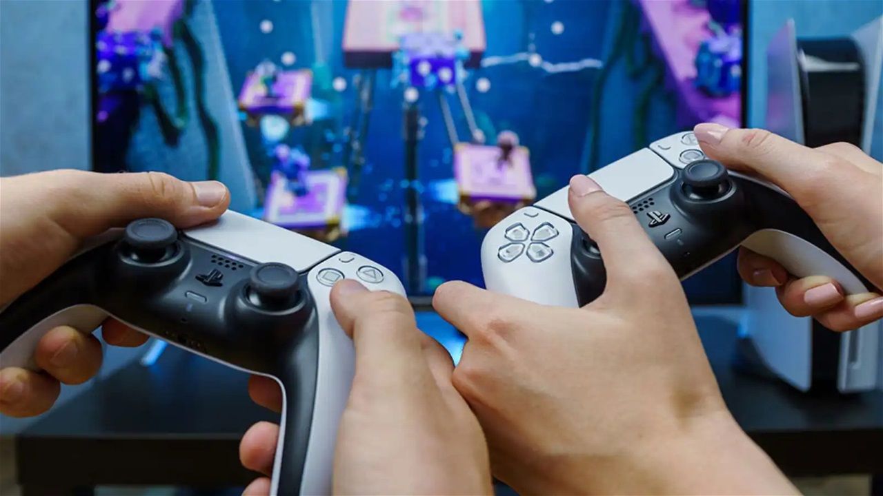 تغيير 3 إعدادات يحسن أداء جهاز PS5.. تعرف عليها