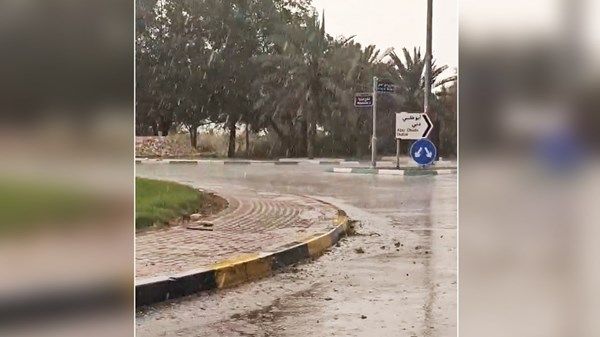 أمطار على مناطق من الدولة وتحذير من ارتياد الأودية