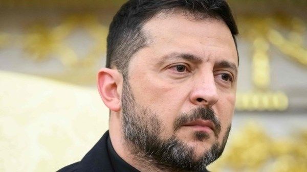 زيلينسكي: أوكرانيا اختبرت صاروخاً جديداً بعيد المدى
