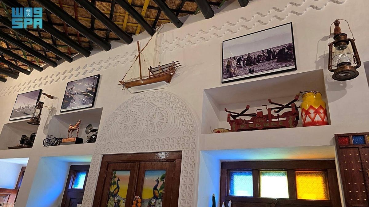 «المجالس التراثية».. حكاية ملتقى السياح في الجبيل الصناعية