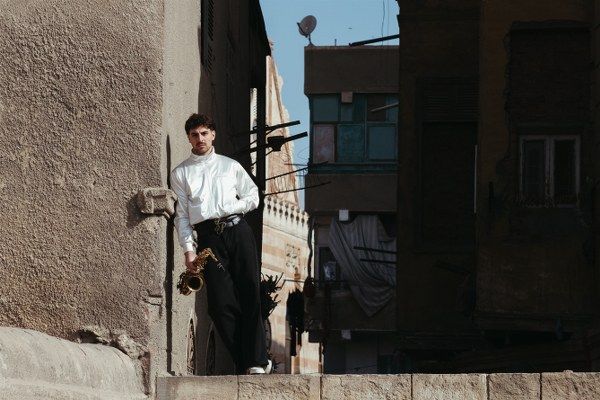 بالفيديو- سانت ليفانت يفاجئ جمهوره بألبوم جديد… هذه التفاصيل
