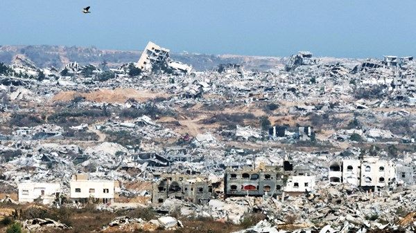 إسرائيل تكثّف ضرباتها على مدينة غزة
