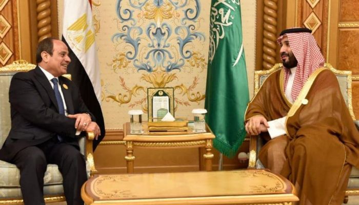 استقبل ولي العهد السعودي الرئيس المصري في قصر نيوم لبحث تعزيز العلاقات الثنائية