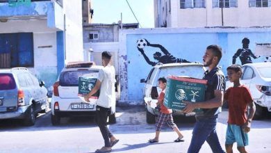 تواصل مركز الملك سلمان للإغاثة توزيع المساعدات الغذائية في قطاع غزة