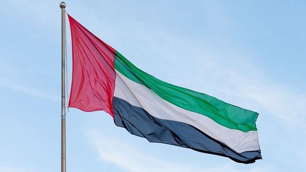 حكام الإمارات يعزون أمير الكويت في وفاة الشيخة سعاد عبدالله