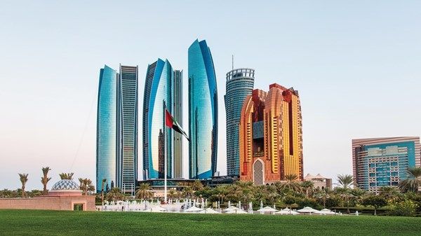 الطقس المتوقع على الإمارات غدا