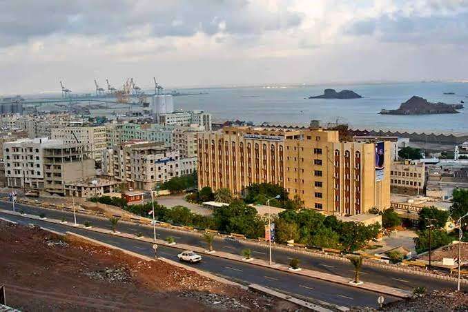 اول تعليق على القرارات الحاسمة التي صدرت في عدن الليلة
