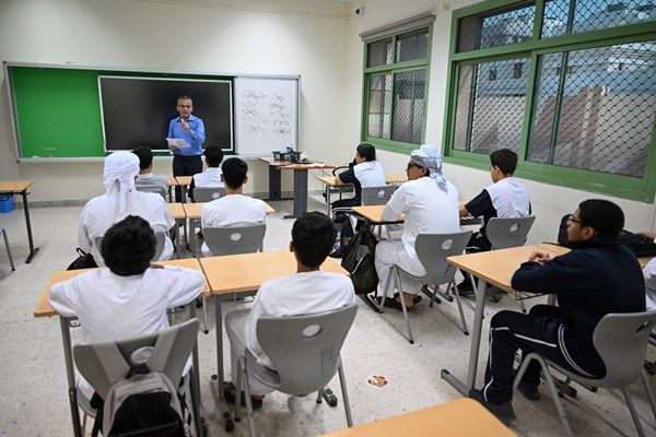 مدارس الدولة تستقبل الطلبة مع بدء العام الأكاديمي الجديد
