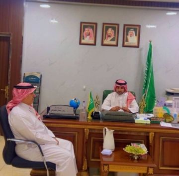 زيارة وزير التعليم لثانوية سهيل بن عبدالله بجدة لتشجيع الانضباط والالتزام