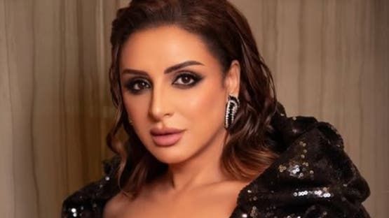 بعد رحلة علاج.. المطربة المصرية أنغام تعود إلى القاهرة