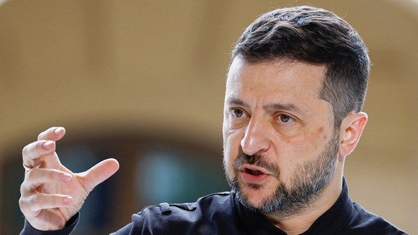 الرئيس الأوكراني: يجب تسريع العمل على الضمانات الأمنية