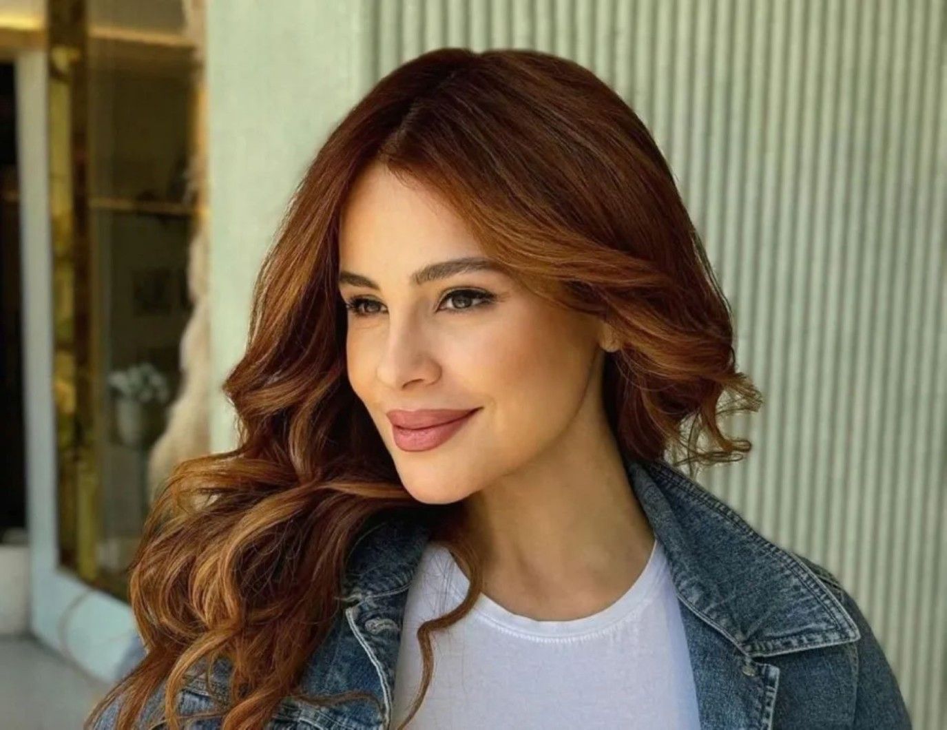 كارول سماحة تشعل حماس جمهورها لأغنيتها الجديدة: مفاجأة