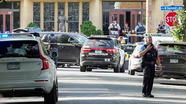 قتلى وجرحى إثر إطلاق نار في مدرسة بمينيابوليس الأميركية