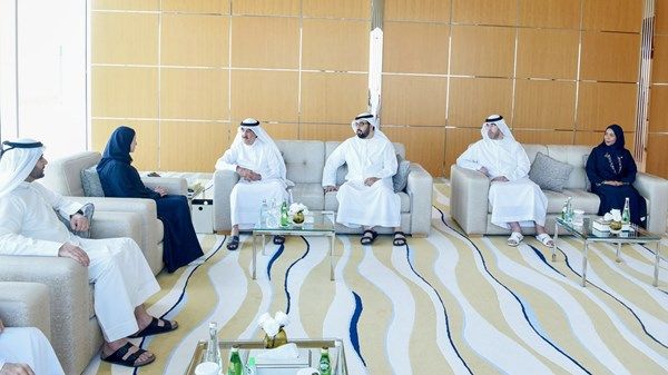 حاكم أم القيوين يستقبل وزيرة التربية والتعليم