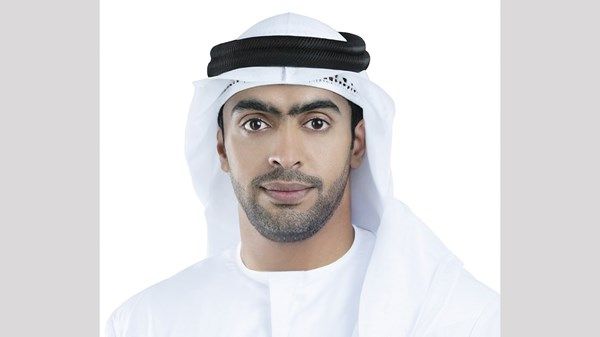 منصور المنصوري:للمرأة الإماراتية بصمة جليّة في قطاع الرعاية الصحية