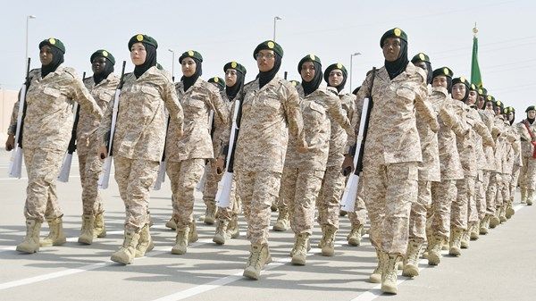 العناصر النسائية في القوات المسلحة شريك أساسي في منظومة الدفاع