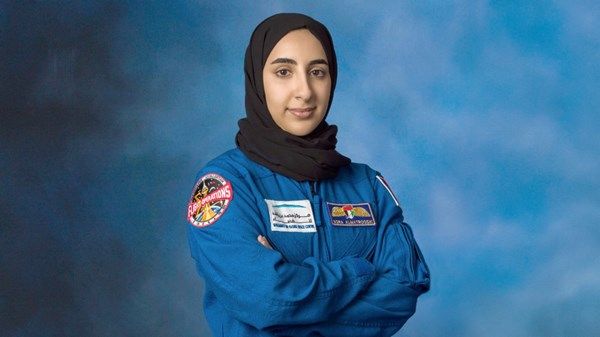 المرأة الإماراتية.. ريادة في مختلف مجالات التنمية الوطنية