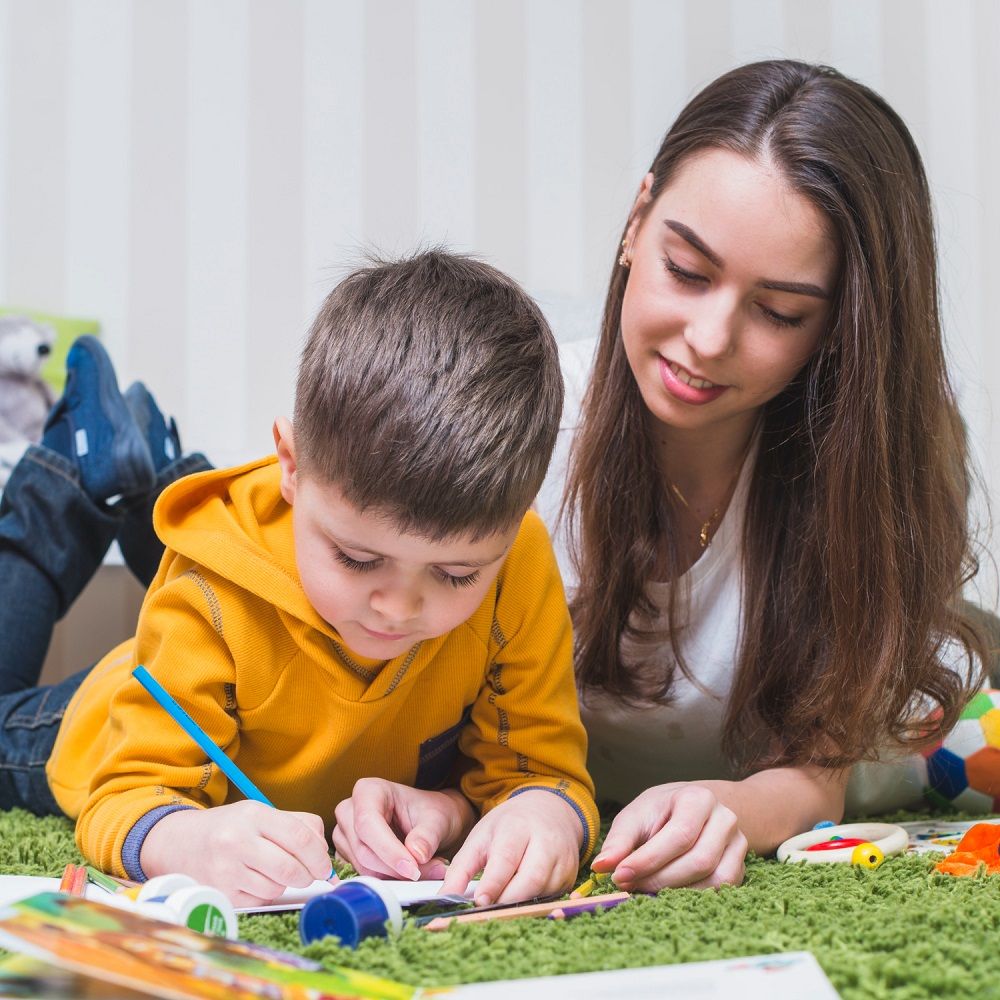 لماذا يرفض الطفل الذهاب إلى المدرسة؟ إليك الحلول الفعَّالة