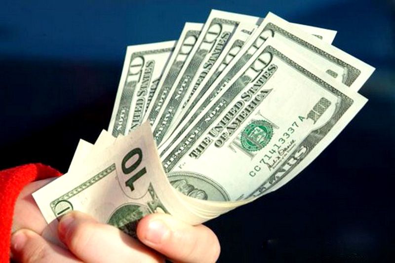 تراجع الدولار.. الاستثمارات القطرية تمثل دفعة جديدة وقوية للاقتصاد المصري