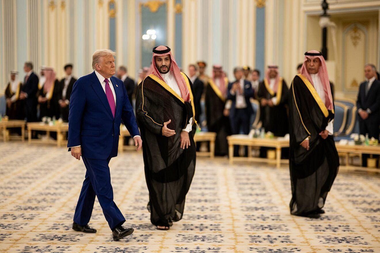 فوكس نيوز تسأل: هل سبق لقائد صنع كل هذا التغيير؟
