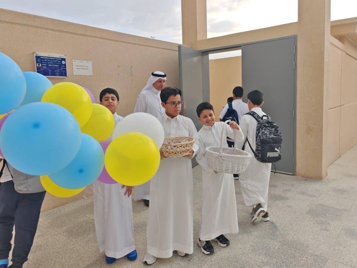 أكثر من 700 ألف طالب وطالبة في تعليم جدة ينتظمون على مقاعد الدراسة مع بداية العام الدراسي