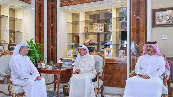 حاكم عجمان يستقبل سفير الدولة لدى اليابان