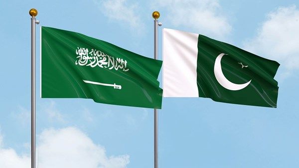 السعودية وباكستان توقعان اتفاقية في مجال خدمات النقل الجوي