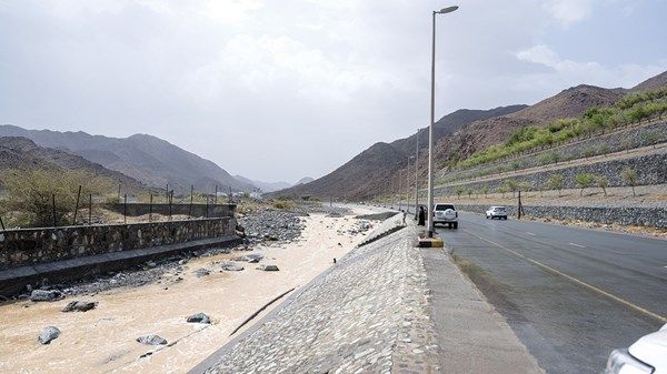 أمطار على مناطق بالدولة