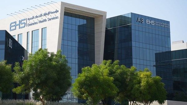 «قمة الذكاء الاصطناعي» تناقش أخلاقيات وتطبيقات التكنولوجيا في القطاع الصحي