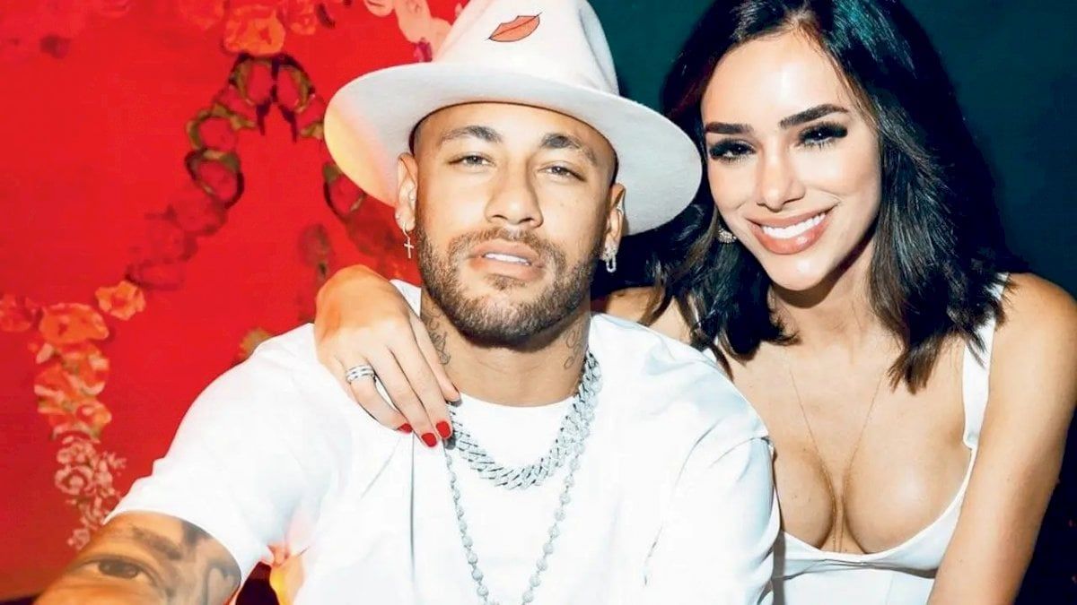 مجنون نيمار يترك له مليار دولار! (فيديو)