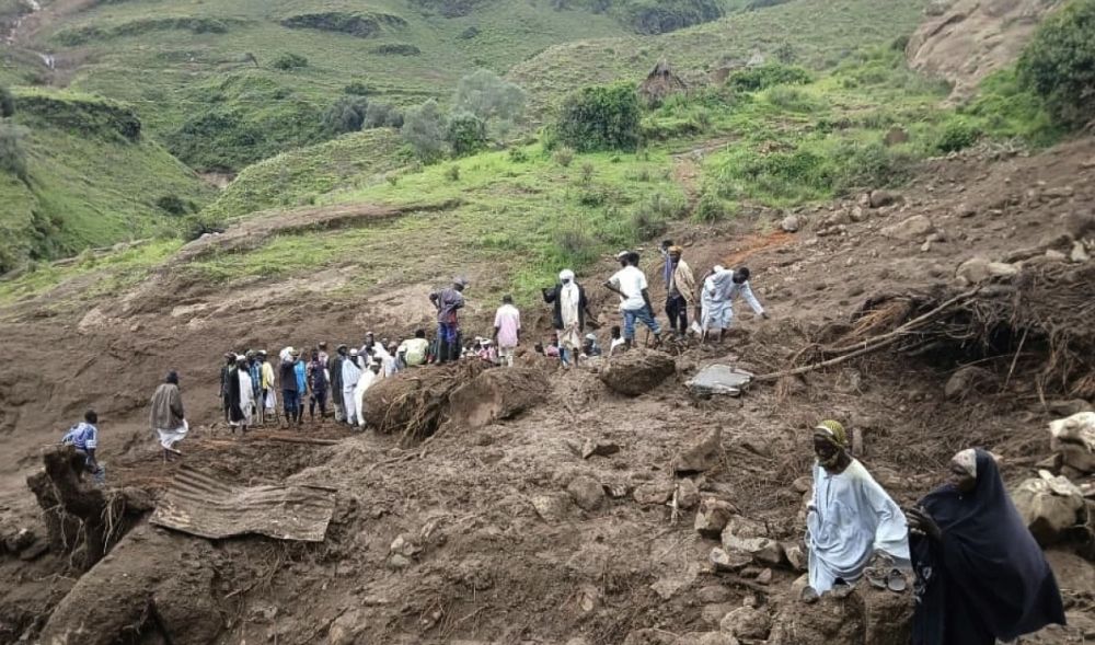 مأساة دارفور: مئات القتلى والمفقودين جراء انهيار أرضي