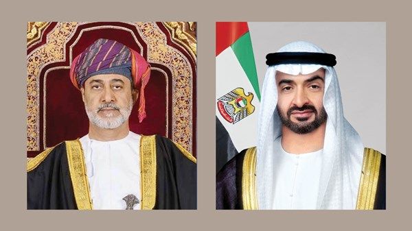 رئيس الدولة وسلطان عمان يبحثان علاقات البلدين والتطورات الإقليمية