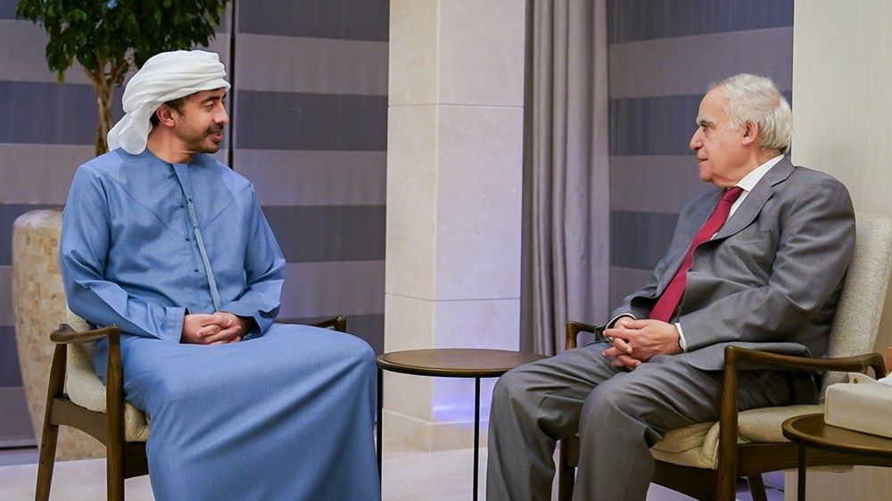 عبدالله بن زايد يستقبل وزير الثقافة اللبناني