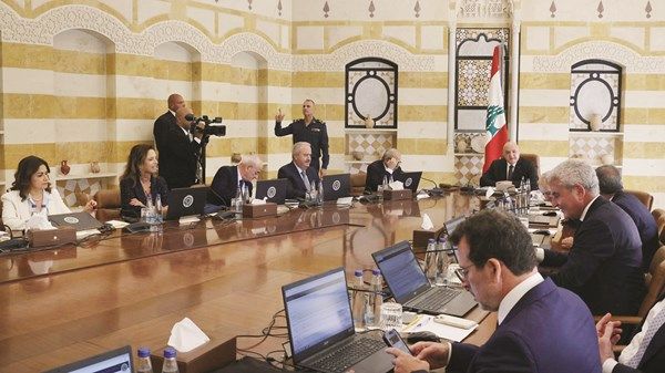 الحكومة اللبنانية تقر خطة الجيش بشأن حصر السلاح في يد الدولة