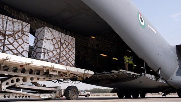 ضمن الجسر الجوي الإماراتي.. تسيير 3 طائرات تحمل أكثر من 105 أطنان من المساعدات إلى أفغانستان