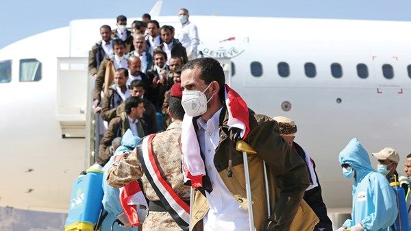 أحمد عرمان وزير حقوق الإنسان اليمني لـ«الاتحاد»: «الحوثي» تتعمد إفشال جهود تبادل الأسرى