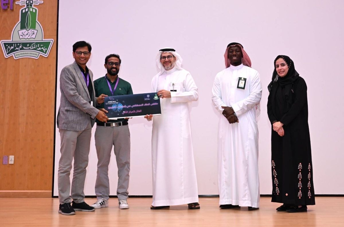 جامعة الملك عبدالعزيز تختتم “هاكاثون العلاجات الدقيقة” بالشراكة مع جامعة أكسفورد وتكرم الفِرَق الفائزة