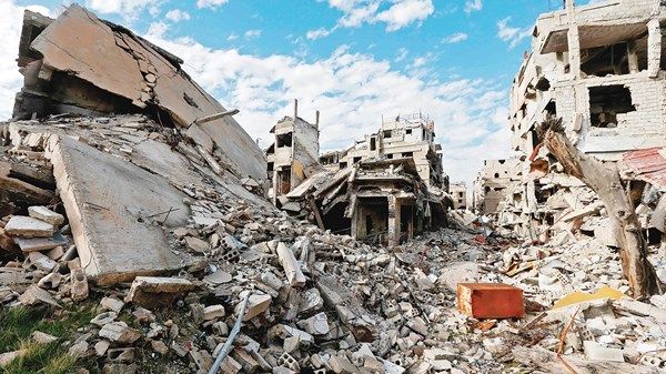 السعودية تطلق مشروعاً لإزالة الأنقاض في دمشق وريفها