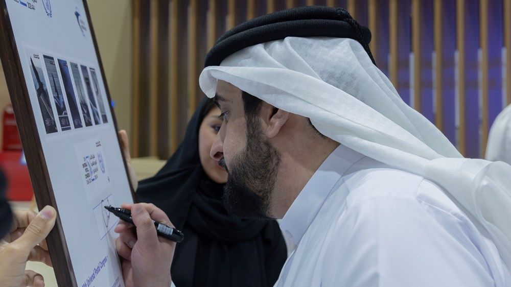 برعاية محمد بن راشد.. أحمد بن محمد يشهد انطلاق الدورة الـ 28 لمؤتمر الاتحاد البريدي العالمي بدبي