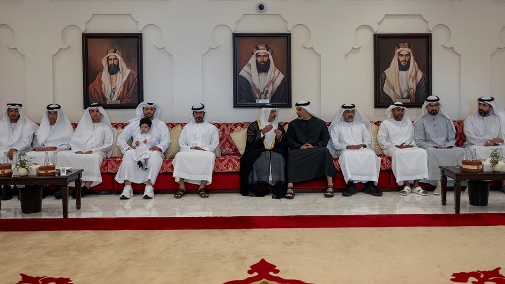 خالد بن محمد بن زايد يحضر حفل استقبال بمناسبة زفاف خالد أحمد رقيط السويدي