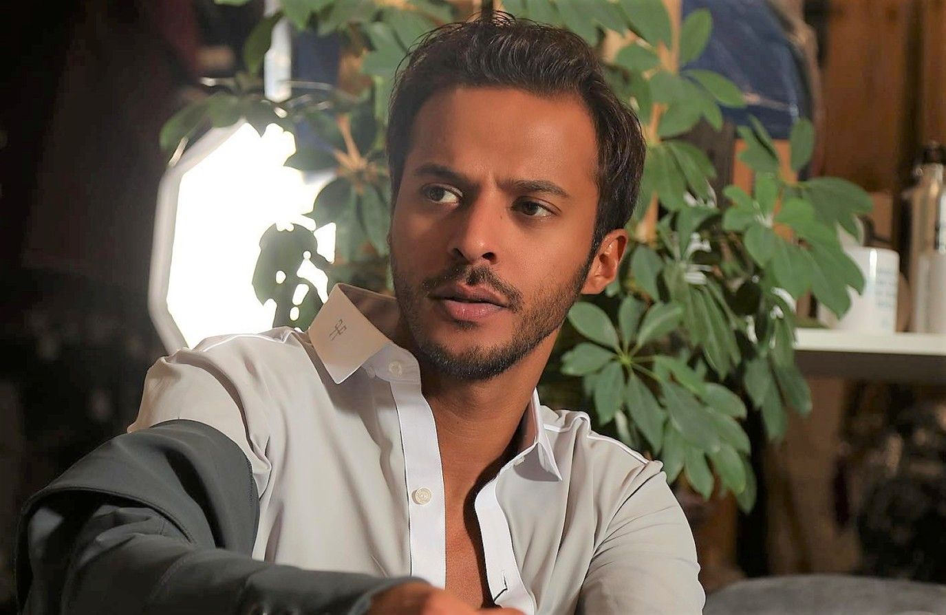 عبدالله الطراروة يدعو بالشفاء للفنانة حياة الفهد بعد أنباء تدهور حالتها الصحية