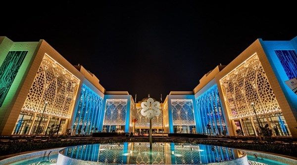 «مجمع الشارقة للبحوث» يُطلق هويته البصرية الجديدة