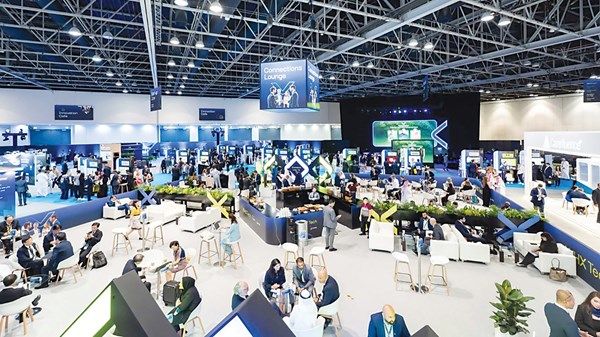 مؤتمر بدبي يناقش مستقبل الرعاية الصحية الرقمية وتأثير الذكاء الاصطناعي