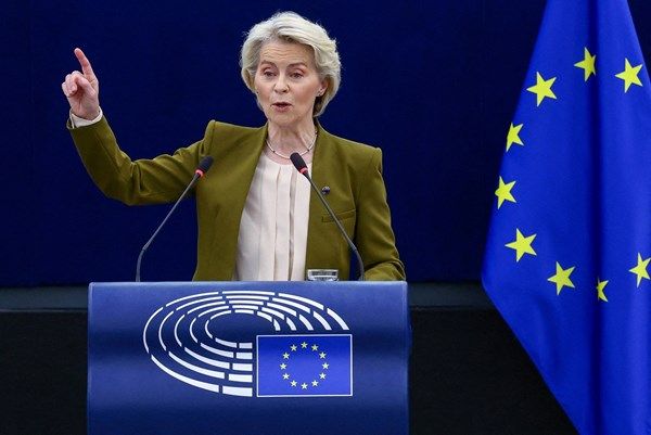 المفوضية الأوروبية تدعو إلى وضع حد للسن من أجل استخدام وسائل التواصل الاجتماعي