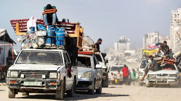 الجيش الإسرائيلي يأمر سكان مدينة غزة بالإخلاء