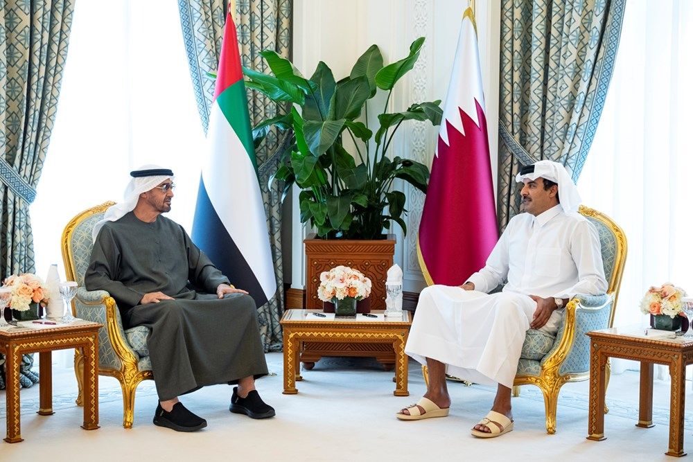 رئيس الدولة يؤكد خلال لقائه تميم بن حمد دعم الإمارات جميع الإجراءات التي تتخذها قطر للحفاظ على سيادتها وسلامة أراضيها