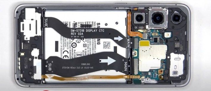 تكنولوجيا: فيديو تفكيك سامسونج Galaxy S25 FE يكشف عن سهولة إصلاح محسّنة
